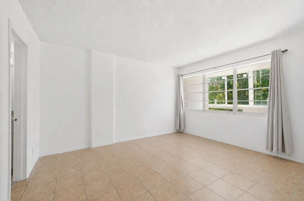 1333 E HALLANDALE BEACH BOULEVARD #335 Hallandale Beach, FL 33009