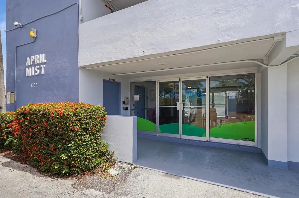 1333 E HALLANDALE BEACH BOULEVARD #335 Hallandale Beach, FL 33009