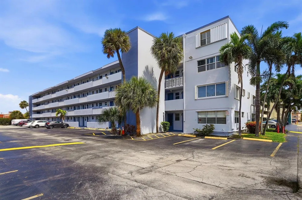 1333 E HALLANDALE BEACH BOULEVARD #335 Hallandale Beach, FL 33009
