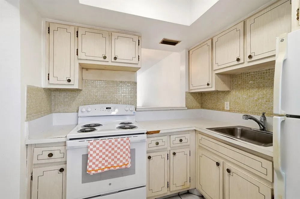 1333 E HALLANDALE BEACH BOULEVARD #335 Hallandale Beach, FL 33009