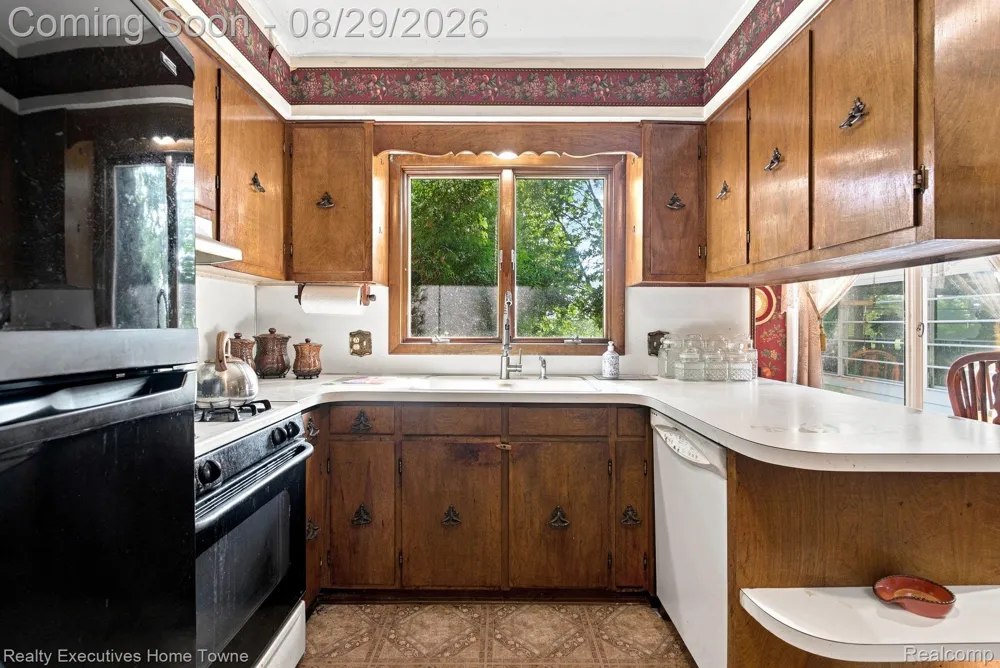 5593 Fairway Lane Lexington Township, MI 48450