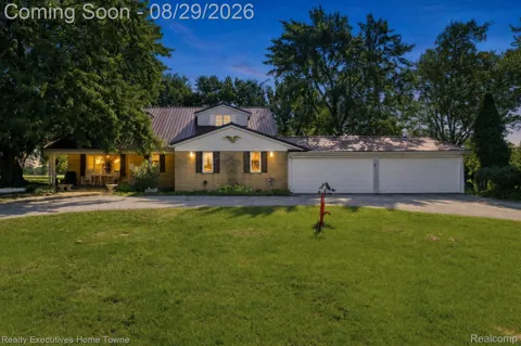 5593 Fairway Lane
