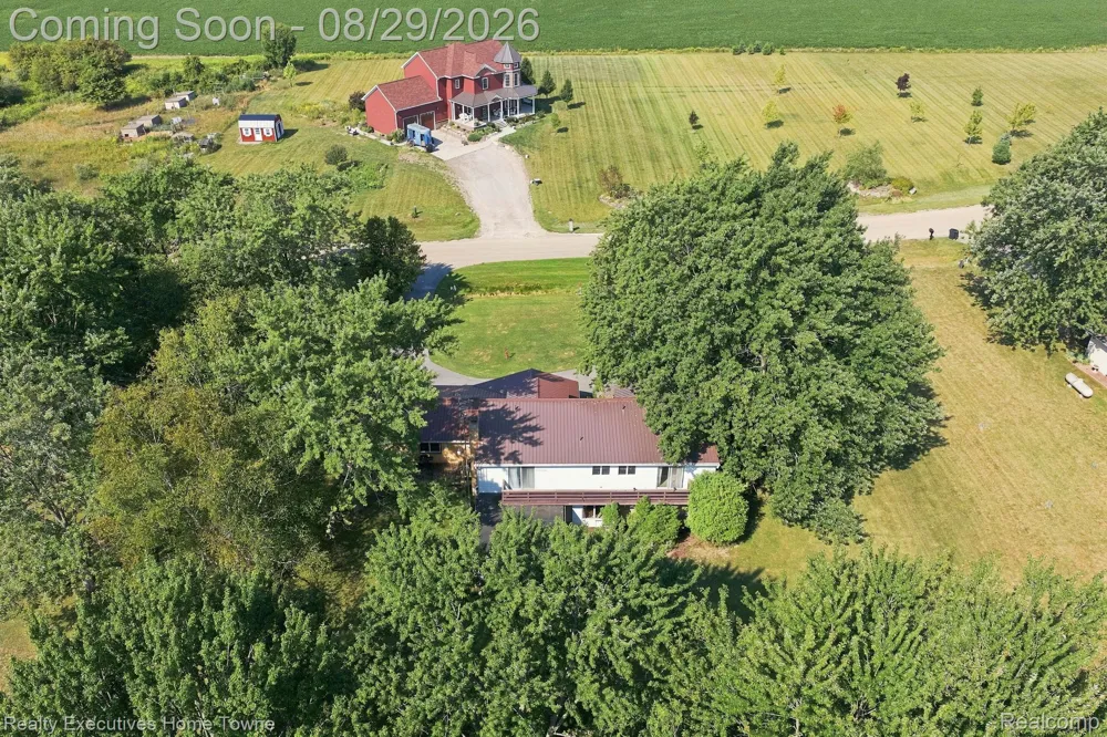 5593 Fairway Lane Lexington Township, MI 48450