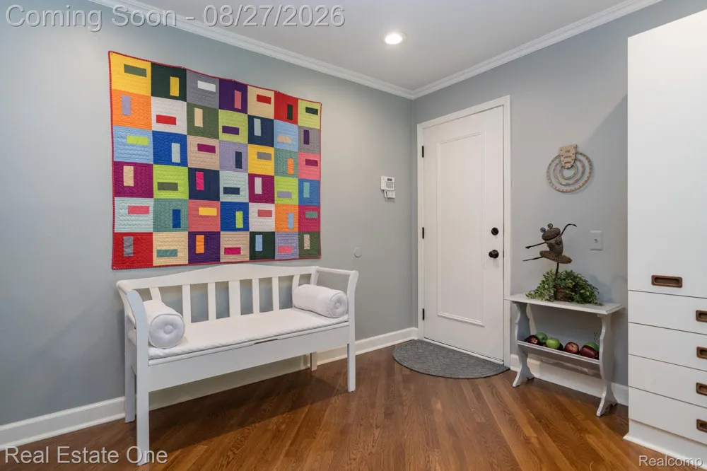 1361 Knollcrest Circle Bloomfield Charter Township, MI 48304