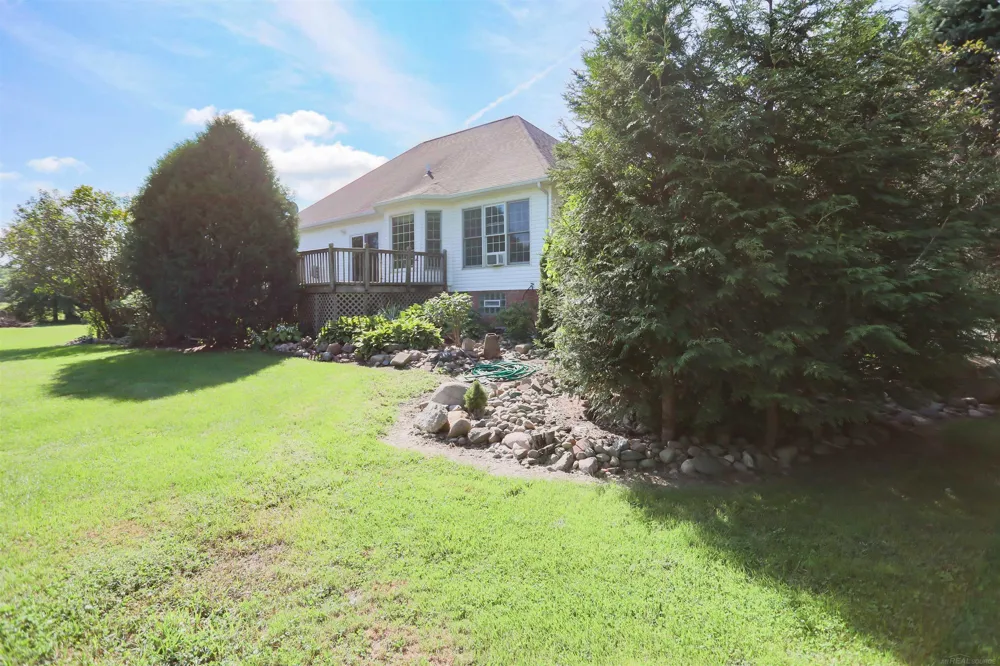 18475 Pratt Road Armada Township, MI 48005
