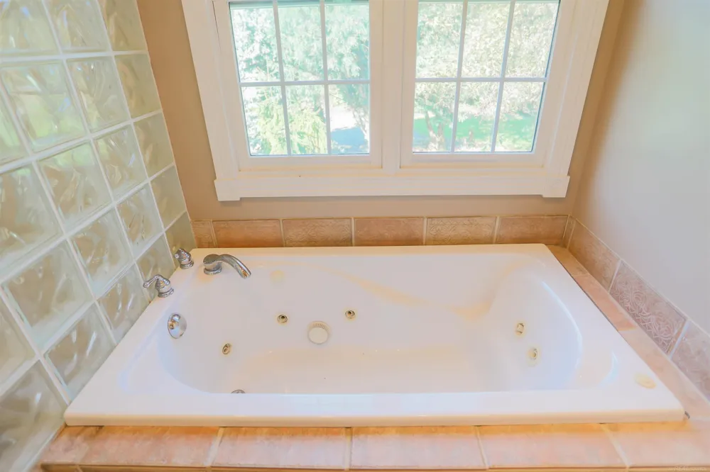 18475 Pratt Road Armada Township, MI 48005