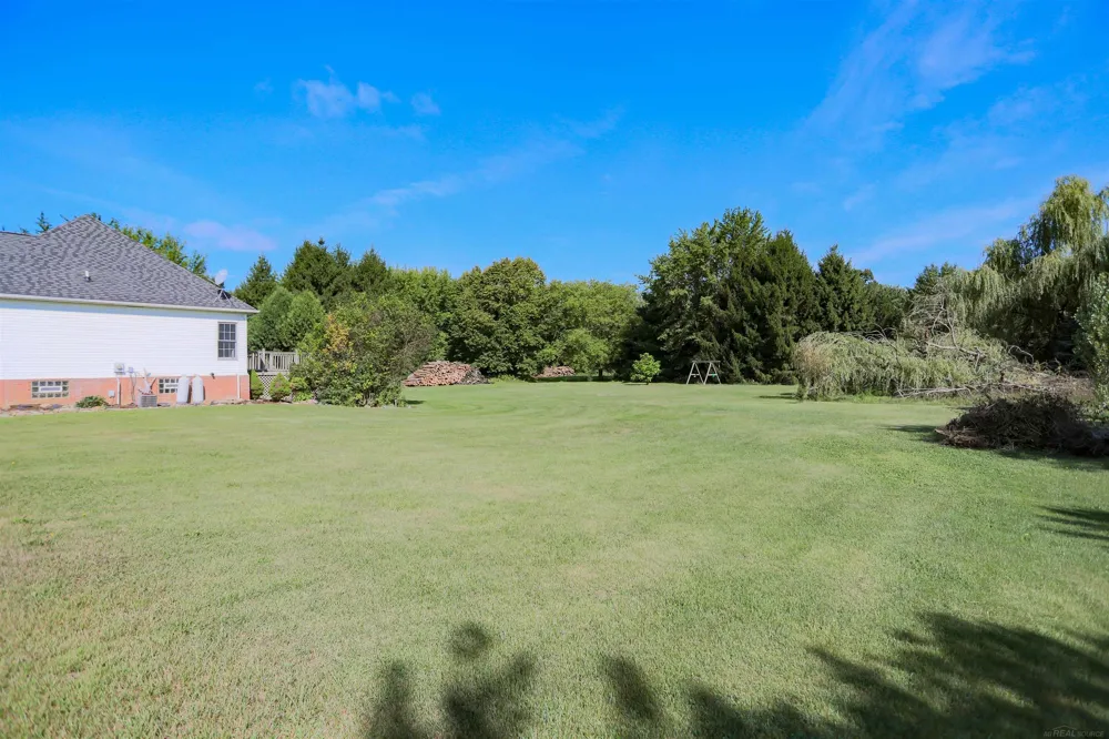 18475 Pratt Road Armada Township, MI 48005