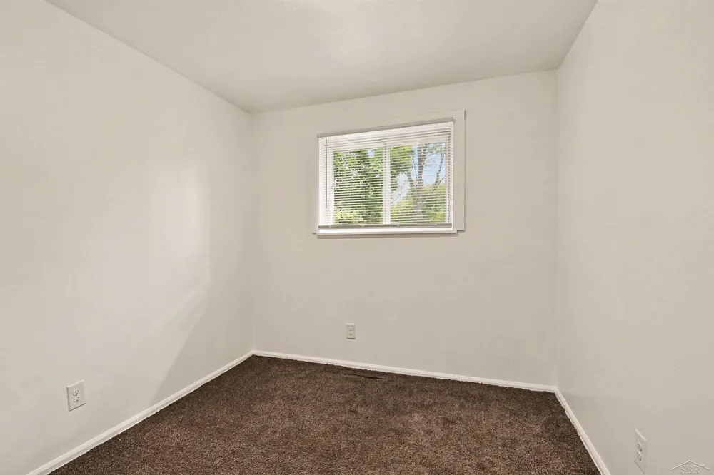 3215 Grant Street Saginaw City, MI 48601