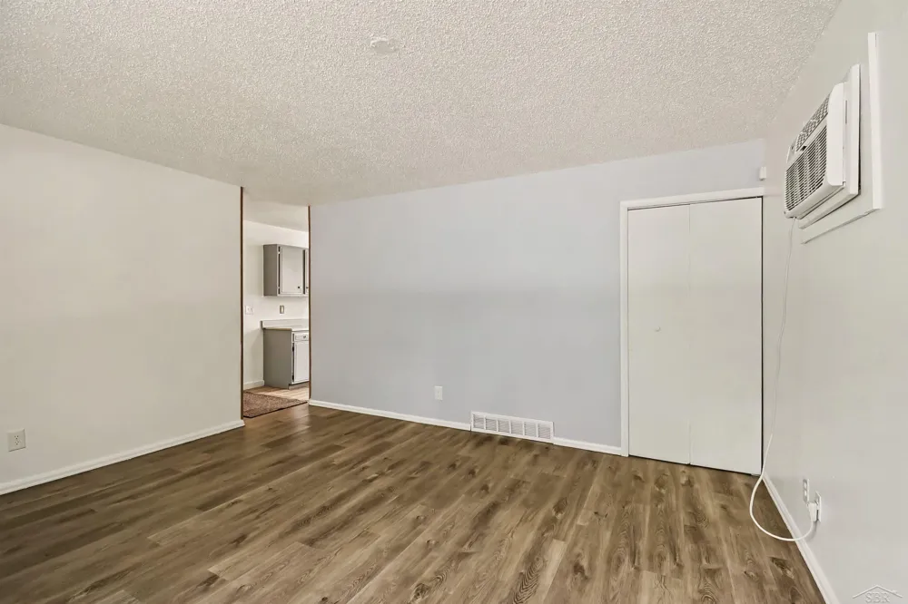 3215 Grant Street Saginaw City, MI 48601