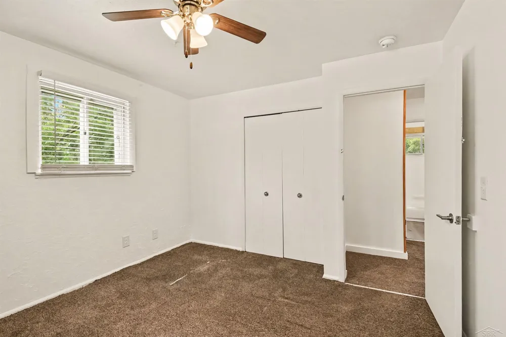 3215 Grant Street Saginaw City, MI 48601