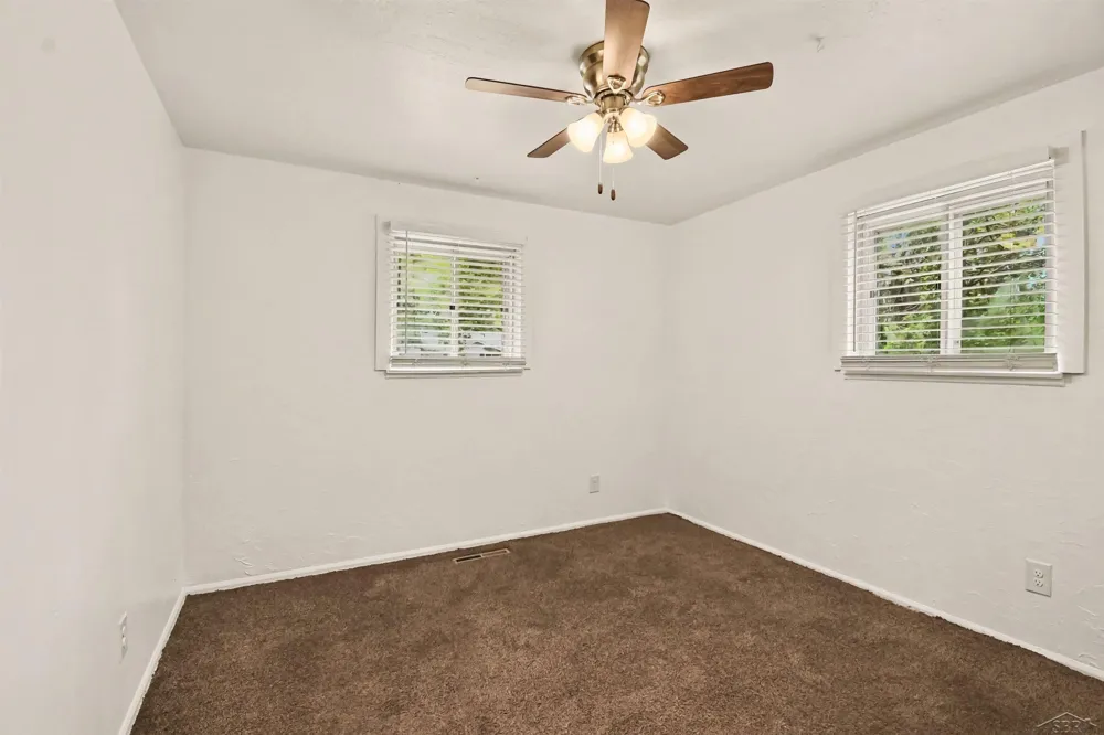 3215 Grant Street Saginaw City, MI 48601