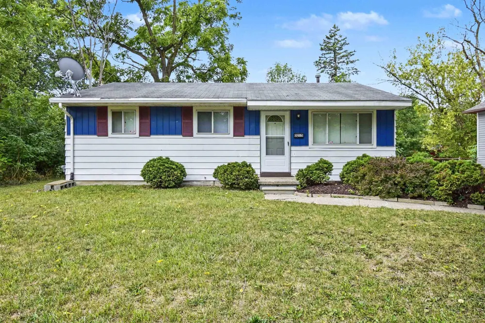 3215 Grant Street Saginaw City, MI 48601