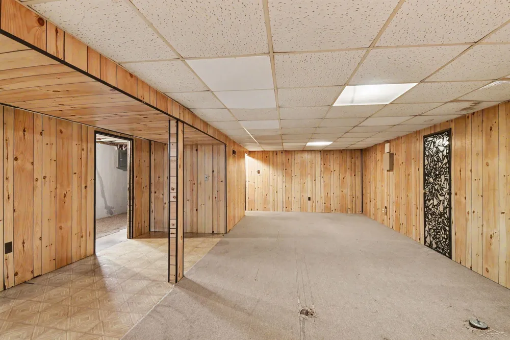 3215 Grant Street Saginaw City, MI 48601
