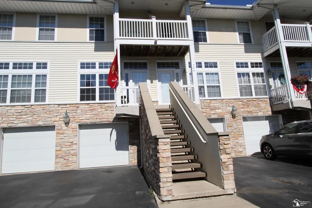 304 Beachwalk Trail Erie Township, MI 48157