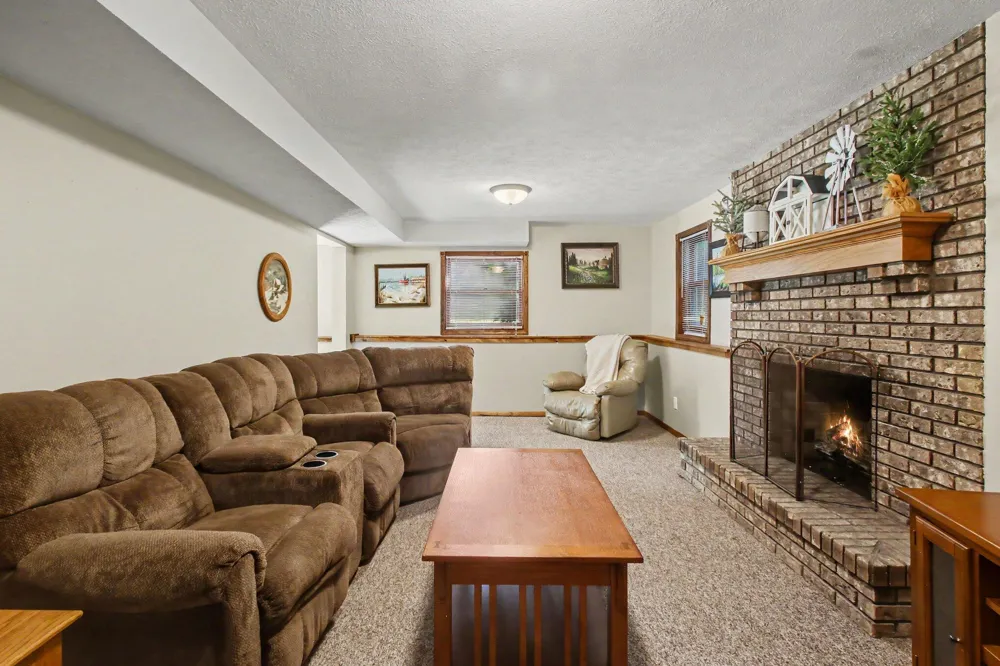 7660 56th Avenue Blendon Township, MI 49426