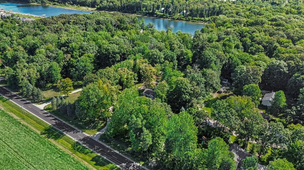 7660 56th Avenue Blendon Township, MI 49426