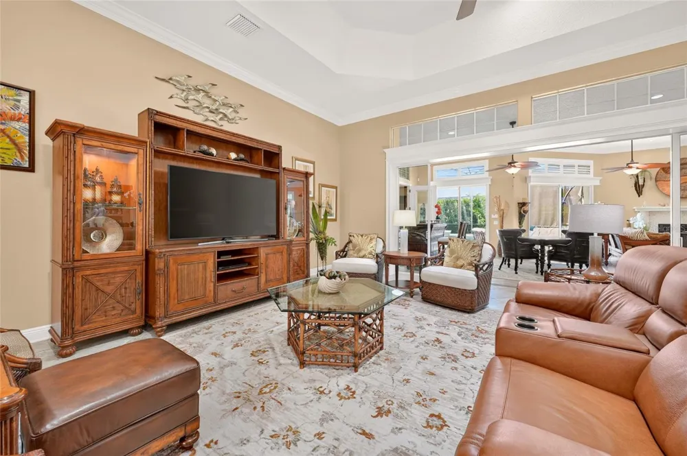 622 LAUREL RUN The Villages, FL 32162