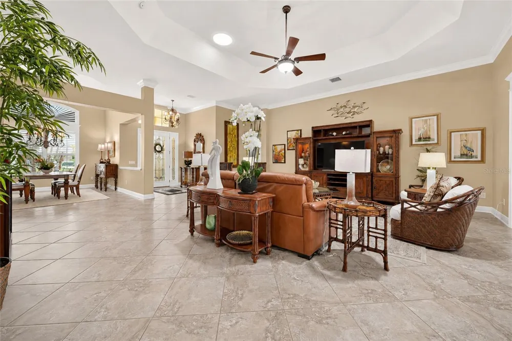 622 LAUREL RUN The Villages, FL 32162
