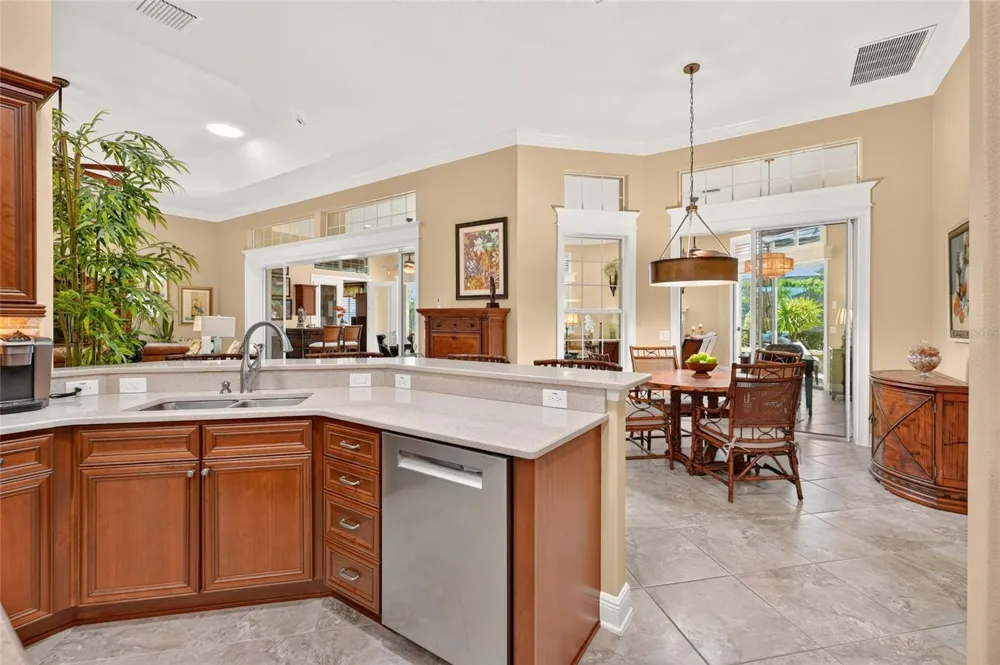 622 LAUREL RUN The Villages, FL 32162