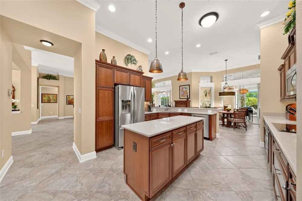 622 LAUREL RUN The Villages, FL 32162