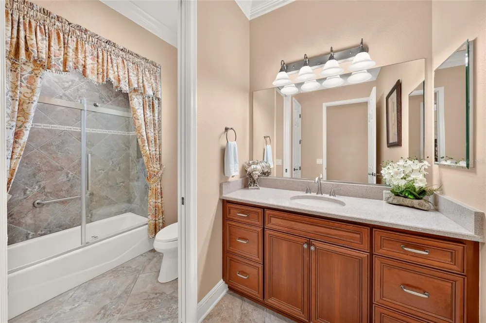 622 LAUREL RUN The Villages, FL 32162