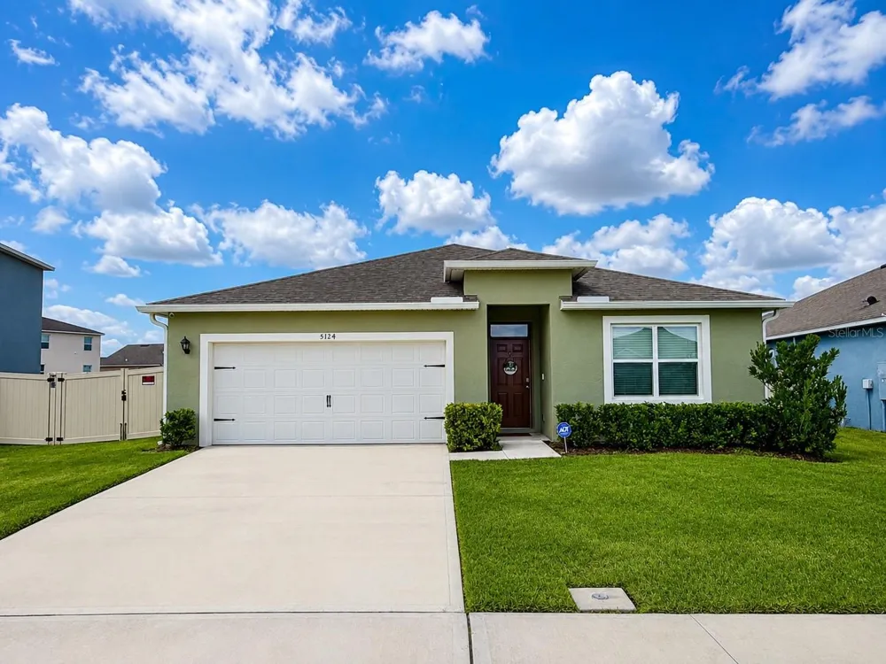 5124 TANA TERRACE St Cloud, FL 34772