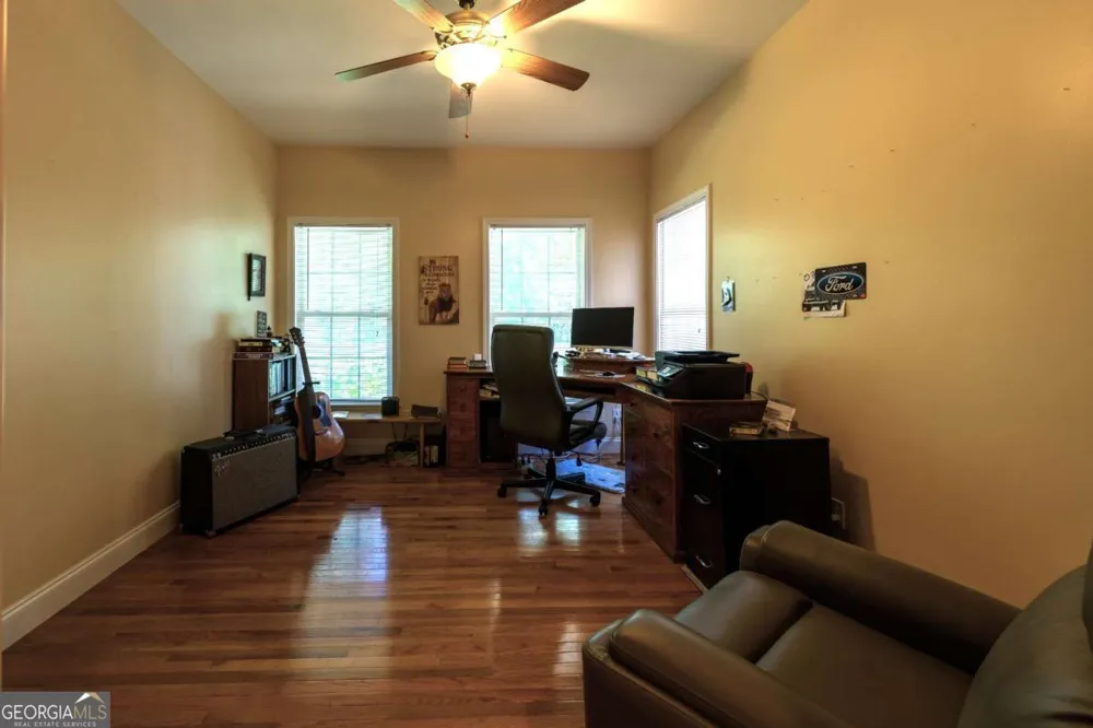 546 Mount Pleasant RD NE Fairmount, GA 30139