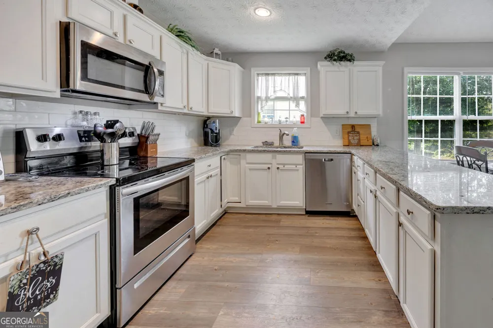 1159 Bell CIR Madison, GA 30650