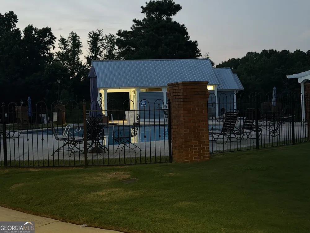 155 Ryan LN Covington, GA 30014