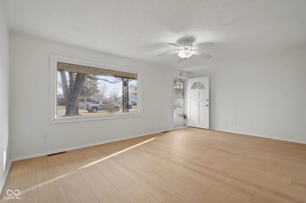 8856 Moll Drive Fishers, IN 46038
