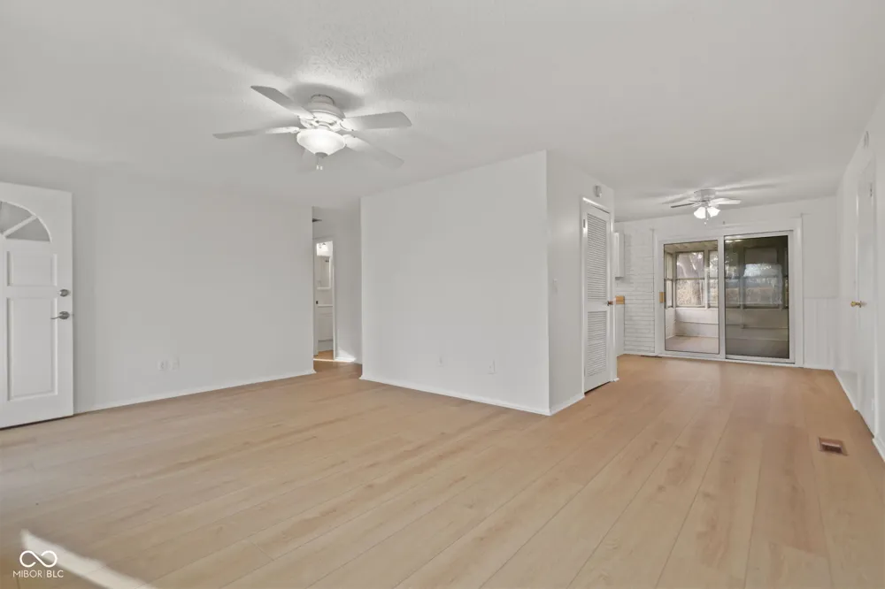 8856 Moll Drive Fishers, IN 46038