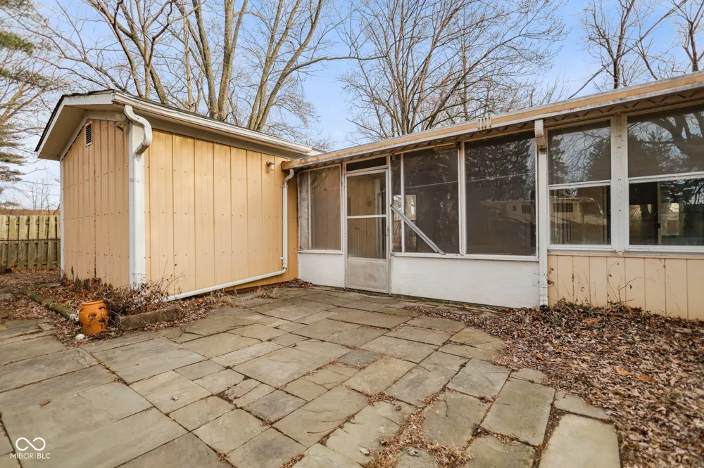8856 Moll Drive Fishers, IN 46038