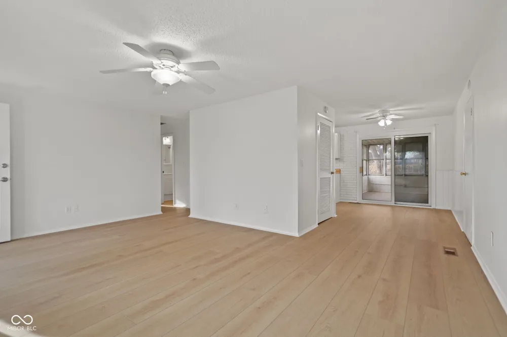 8856 Moll Drive Fishers, IN 46038