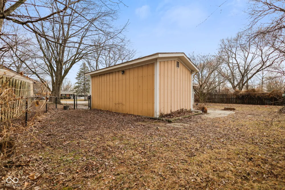 8856 Moll Drive Fishers, IN 46038