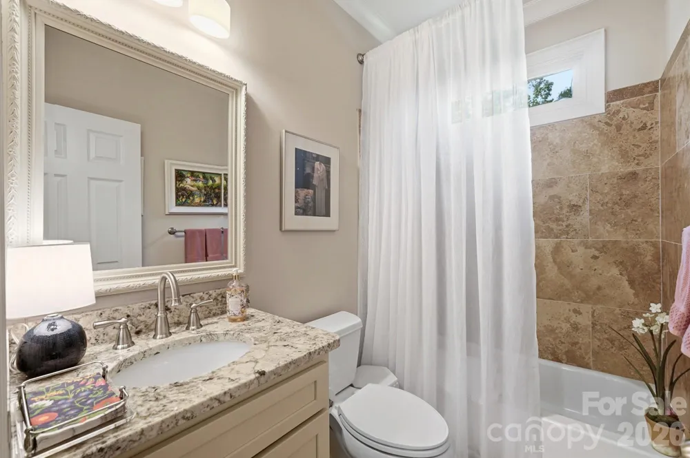 800 Jefferson Drive Charlotte, NC 28270