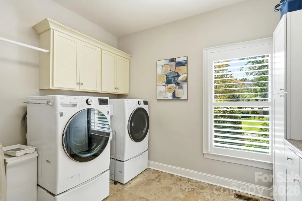 800 Jefferson Drive Charlotte, NC 28270