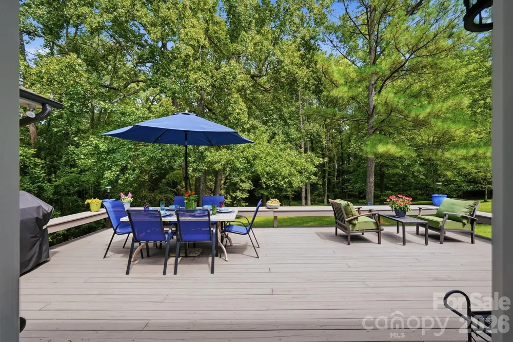 800 Jefferson Drive Charlotte, NC 28270