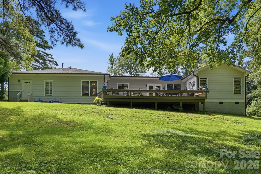 800 Jefferson Drive Charlotte, NC 28270