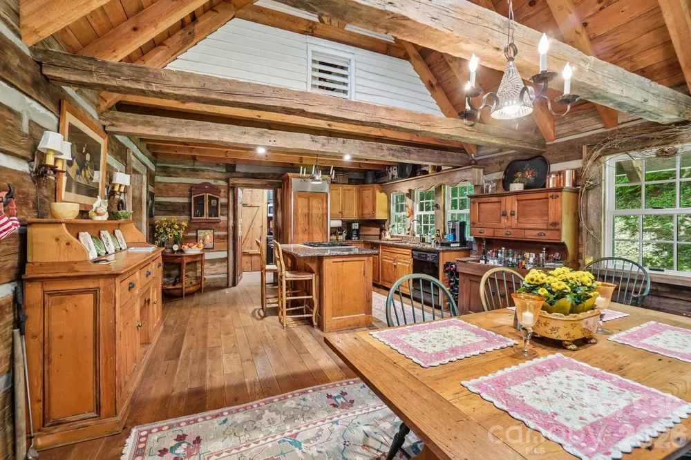 311 Wonderly Lane Mars Hill, NC 28754