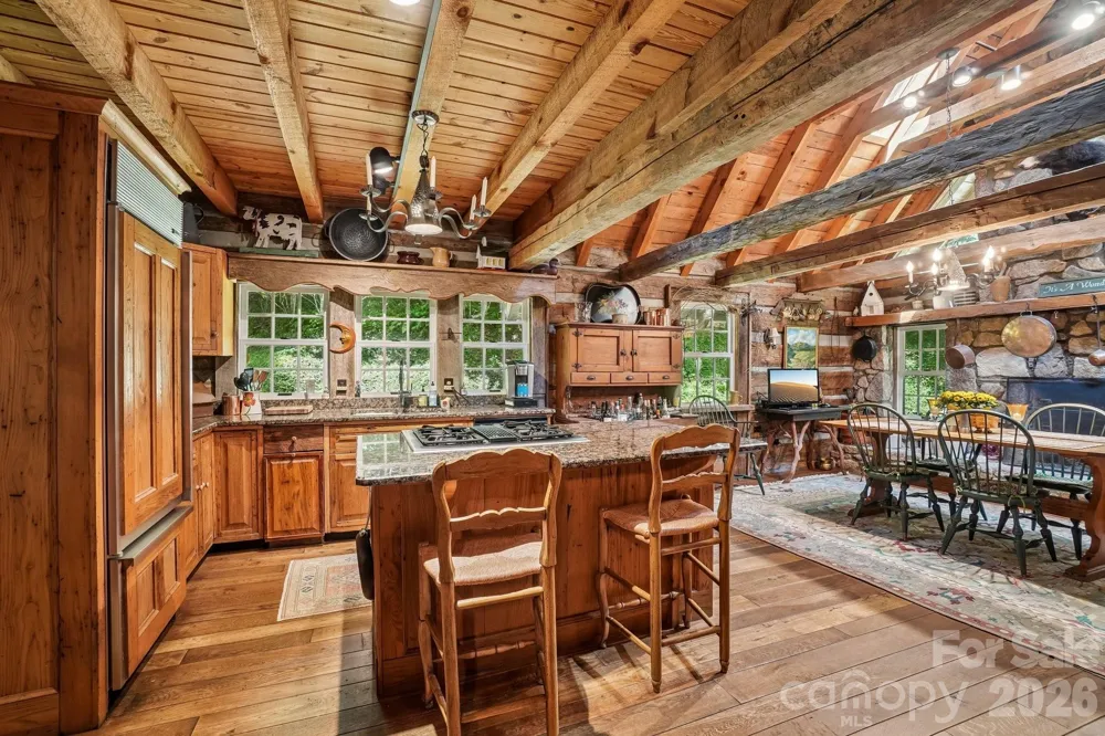 311 Wonderly Lane Mars Hill, NC 28754