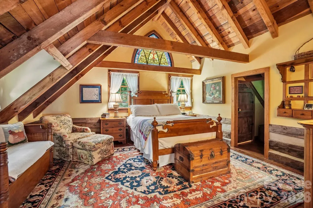 311 Wonderly Lane Mars Hill, NC 28754