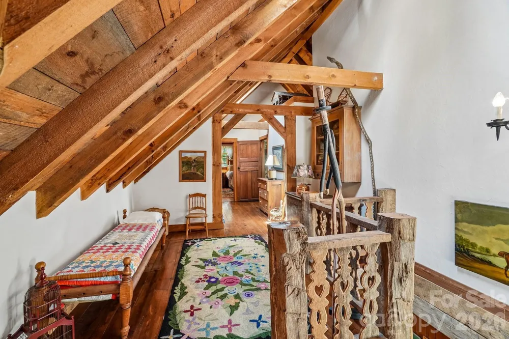 311 Wonderly Lane Mars Hill, NC 28754