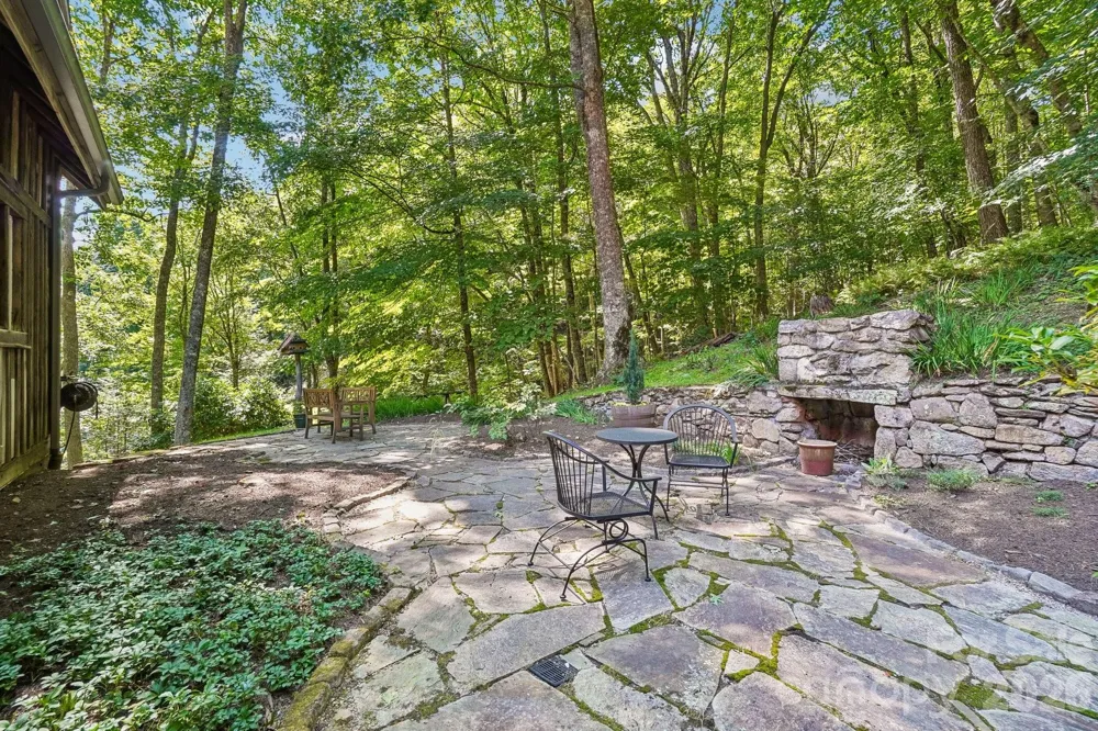 311 Wonderly Lane Mars Hill, NC 28754