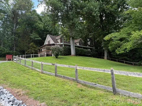 206 Bethabara Loop