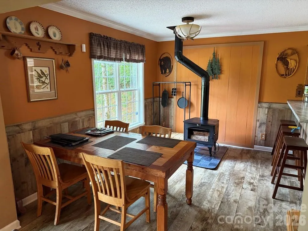 206 Bethabara Loop Hayesville, NC 28904