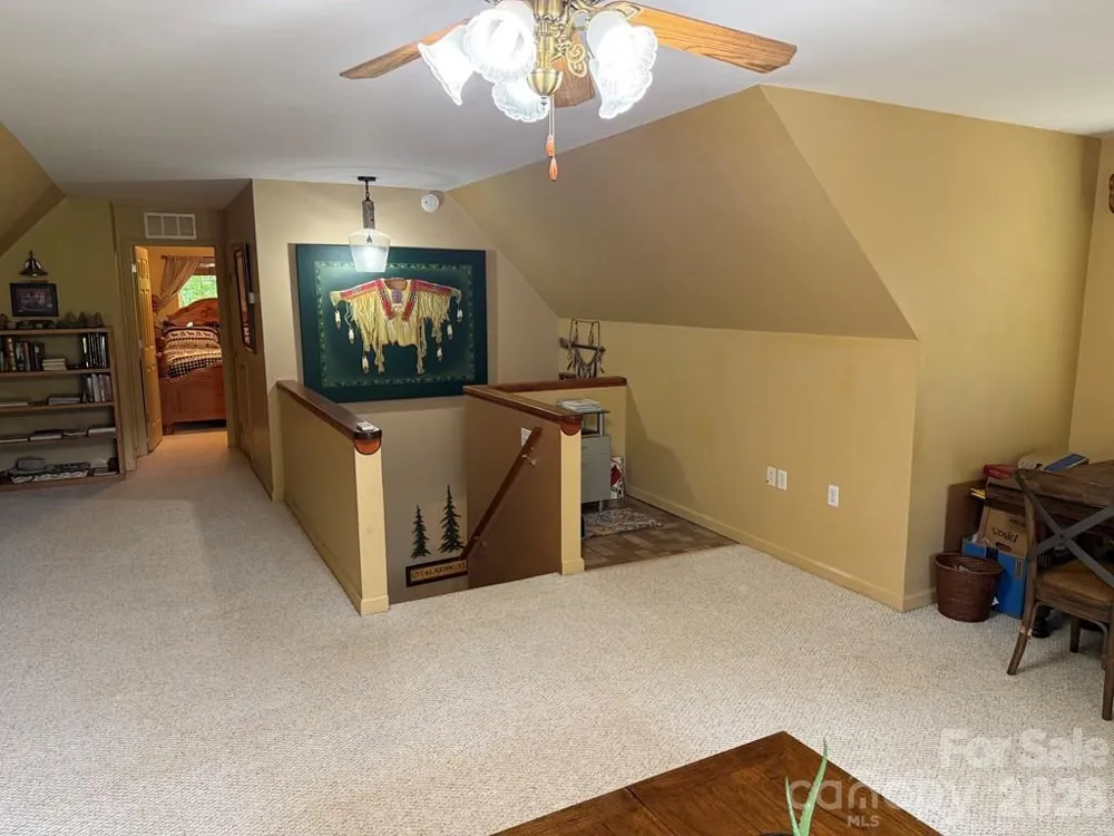 206 Bethabara Loop Hayesville, NC 28904