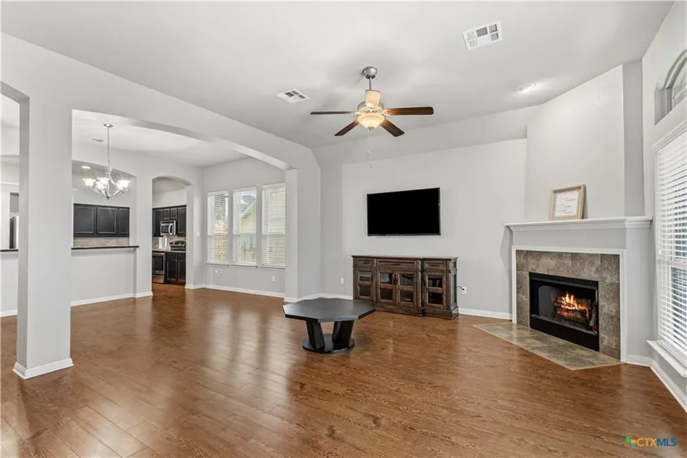 6409 Louise Lane Killeen, TX 76549