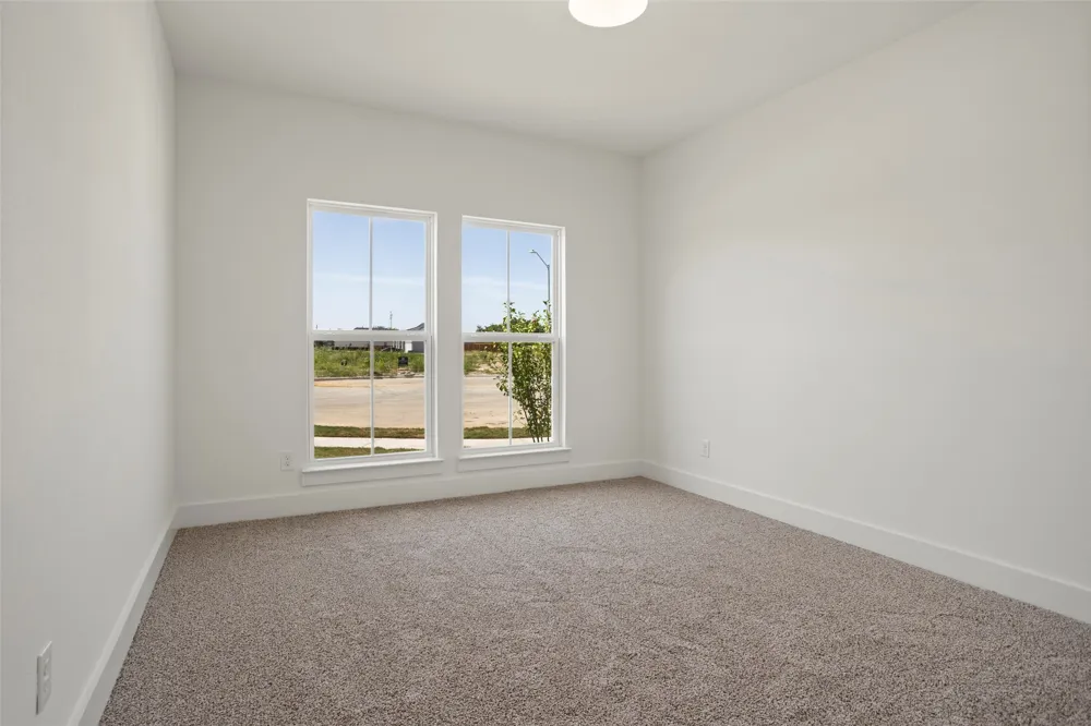 200 Cliff Court Godley, TX 76044