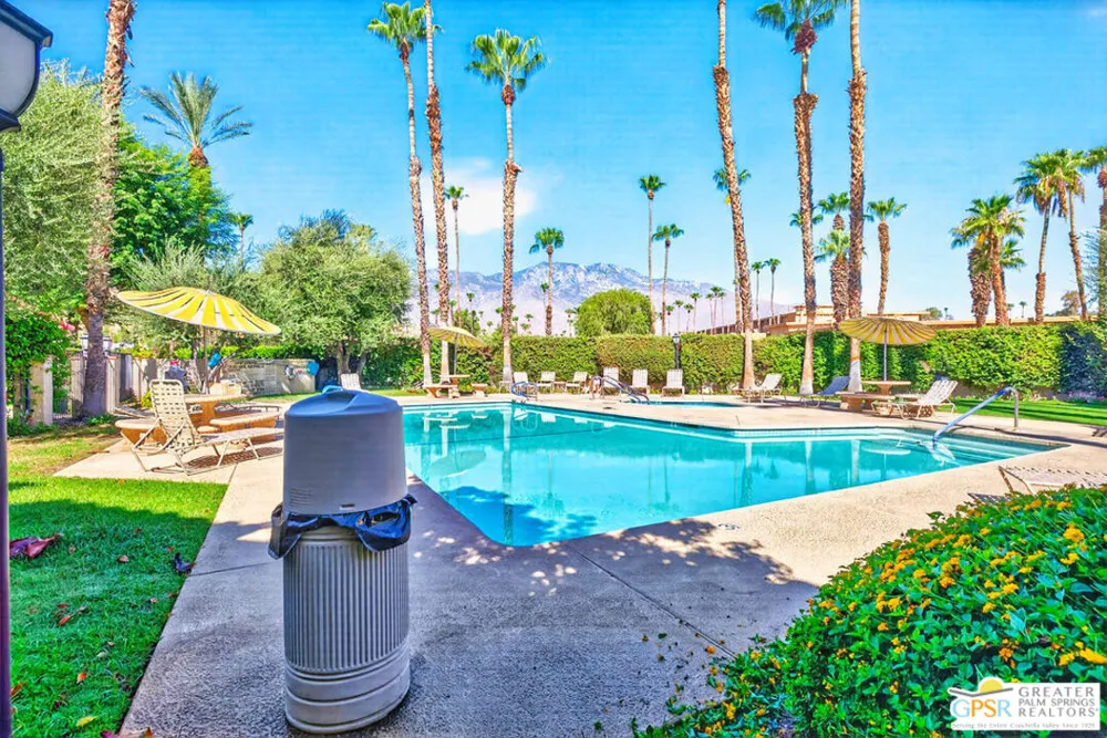 2700 Lawrence Crossley Road Palm Springs, CA 92264