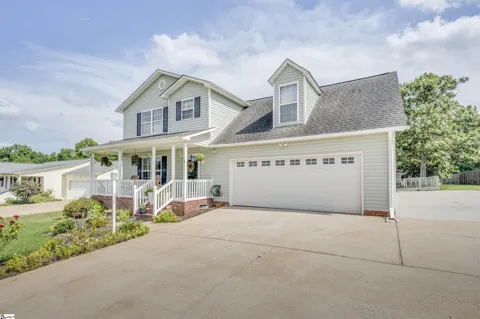 202 Shady Pines Way
